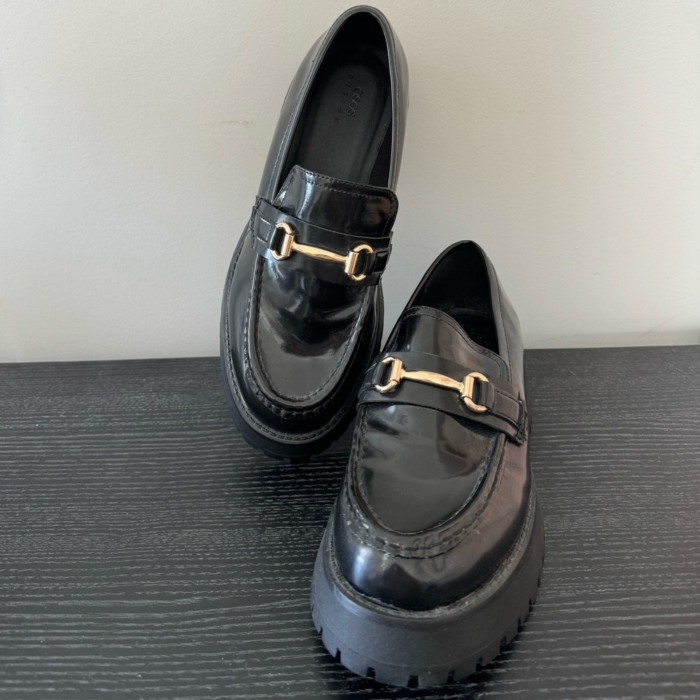 ASOS Design Wide Loafers - Size 10